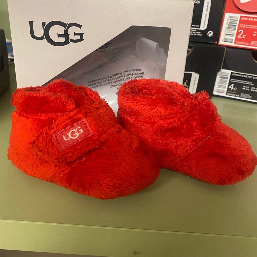 Ugg